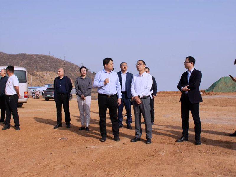 热烈接待新乡市副市长（卫辉市市委书记）崔红建一行莅临安隆牧业调研指导事情