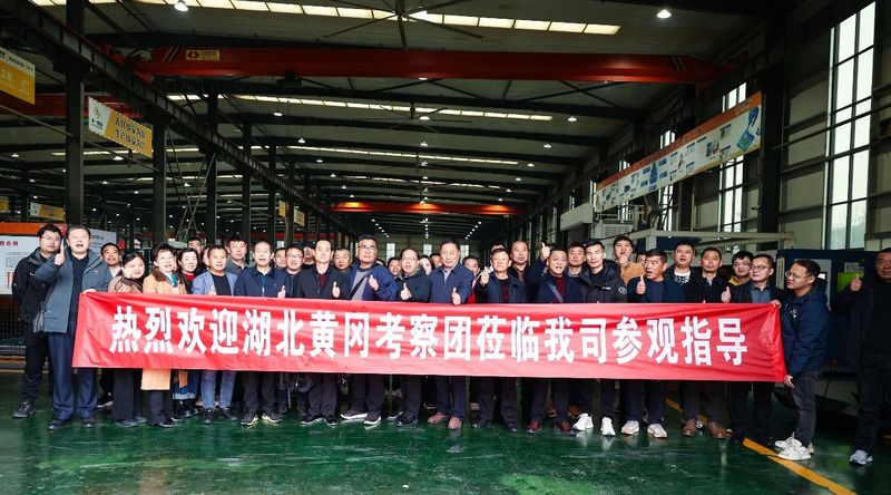 热烈接待湖北黄冈考察团莅临意昂F凯捷牧业旅行指导！！！