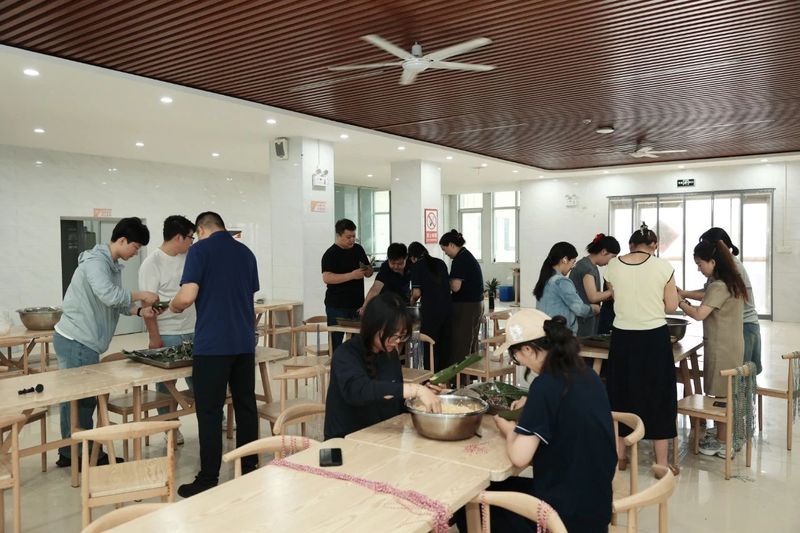 粽情端午，，，共筑企心 | 意昂F凯捷牧业祝各人端午安康！！！